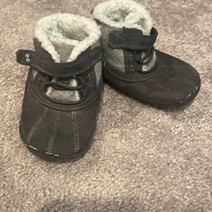 Surprise by Stride rite faux fur boots